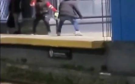 Violento enfrentamiento a facazos en la estación de tren de Quilmes  