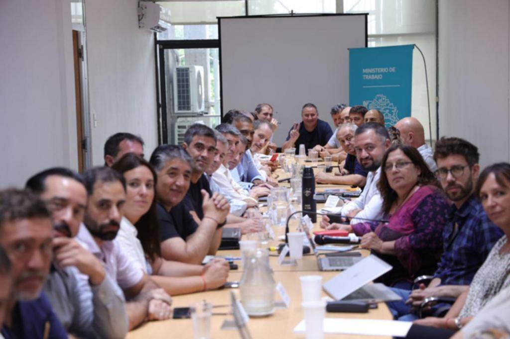 Salarios, en debate: se habló de mejora, pero no ahora