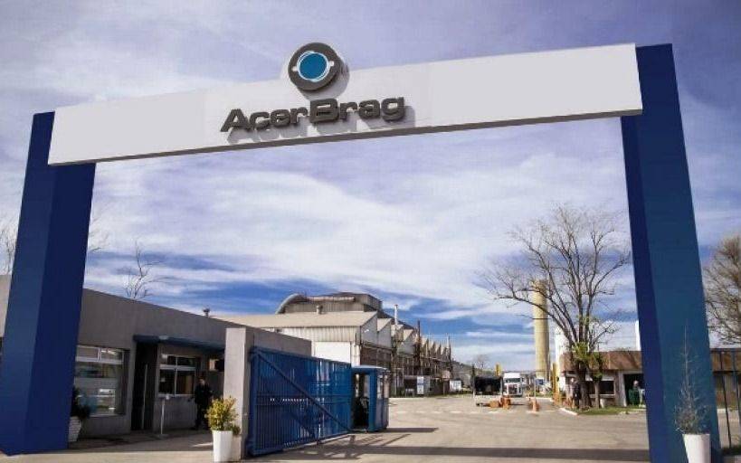 El pueblo bonaerense que se apaga por el cierre de su fábrica siderúrgica: 600 trabajadores en suspenso