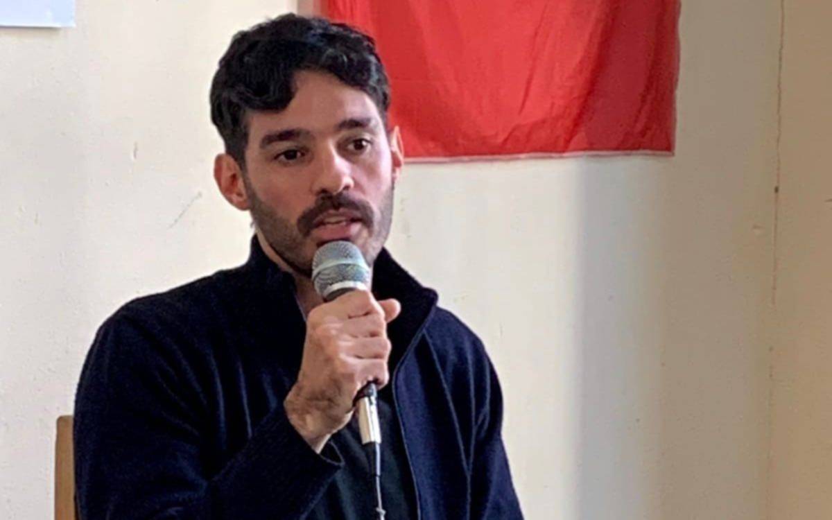 "Los docentes continuamos bajo la línea de pobreza”