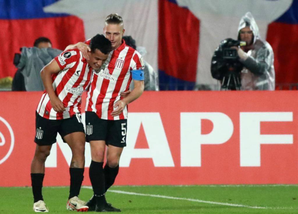 Estudiantes no quiere dos sin tres en el torneo