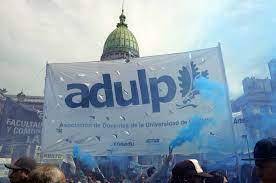Facultades de La Plata sin clases la próxima semana: paro docente, aniversario de la UNLP y feriado