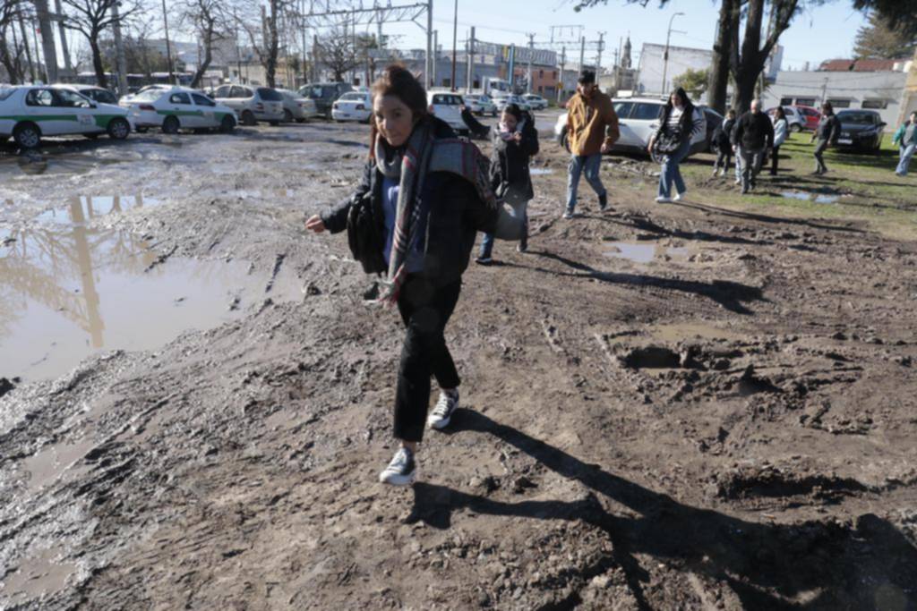 Por las vías en obra, otro pedido de micro gratis