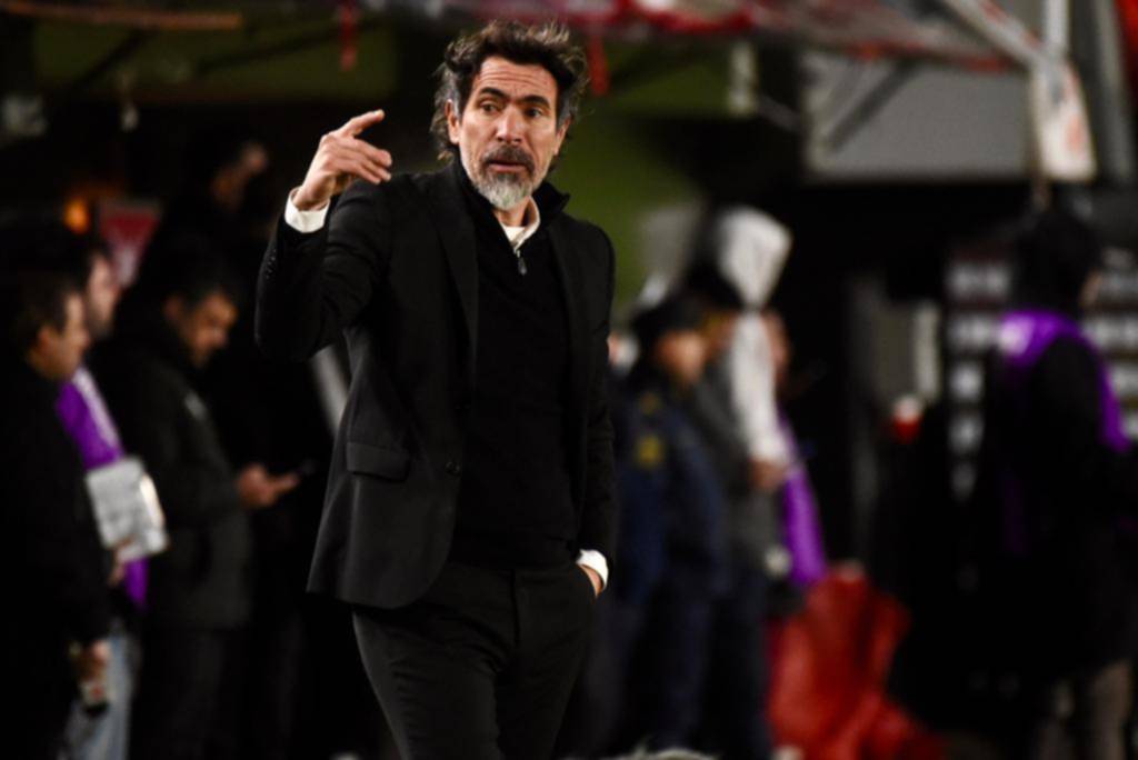 Eduardo Domínguez dijo que “el convencimiento del equipo es fundamental” y habló de Marcos Rojo