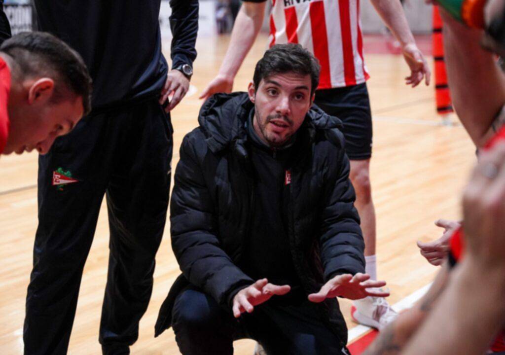 ESTUDIANTES