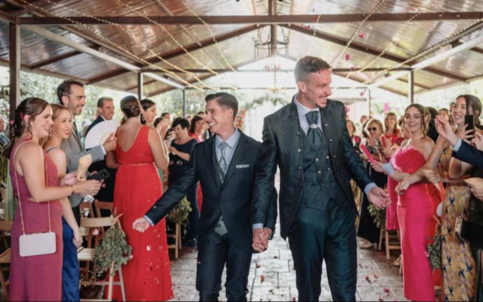 La primera boda gay del fútbol español: todas las fotos del celebrado enlace    