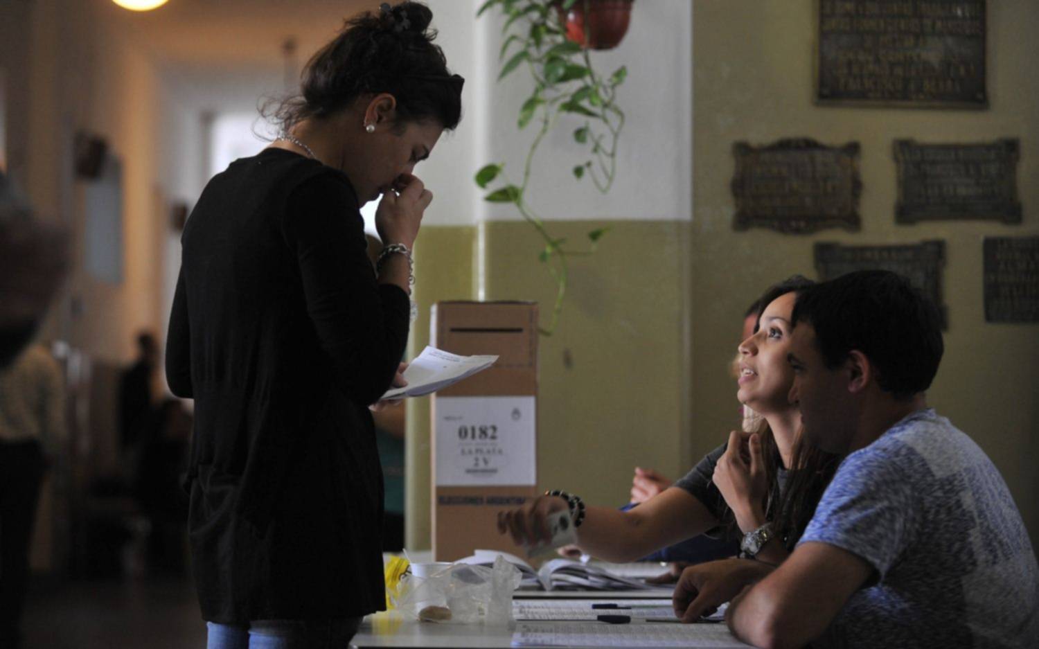 Cambio de escuelas: ¿cómo saber dónde se vota en Berisso?