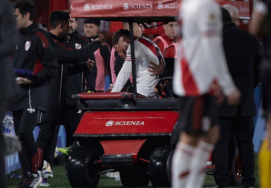 La lesión de Pezzella dejó preocupado a todo River