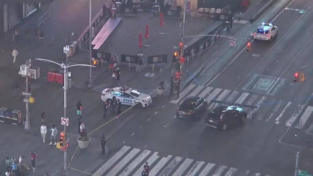 Pánico en Times Square: un adolescente a los tiros