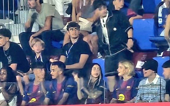 Romance confirmado: Nicki Nicole, presente en el estadio viendo a Lamine Yamal