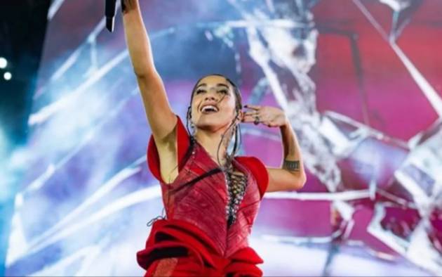 María Becerra habló de la calidad del agua de Quilmes y se reconoció como  "privilegiada"