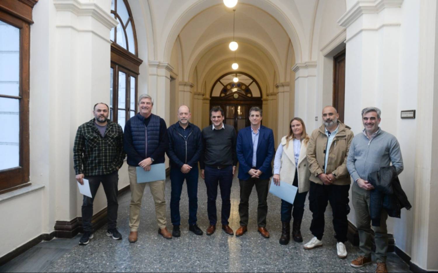 En La Plata, las fuerzas políticas acordaron una campaña limpia y respetuosa del espacio público