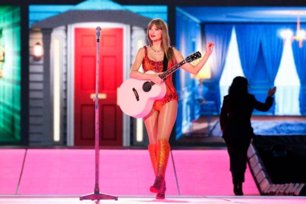 Taylor inicia una nueva era: las teorías swifties