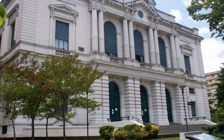 Viernes 15 de agosto, ¿feriado o día no laborable? Qué va a pasar con la atención en los bancos