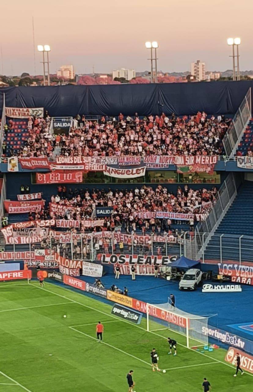 El aguante Pincha Asunción se tiñó de rojo y blanco