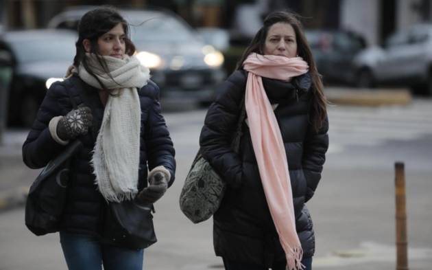 Jueves con térmica bajo cero ¿cómo sigue el tiempo en La Plata?