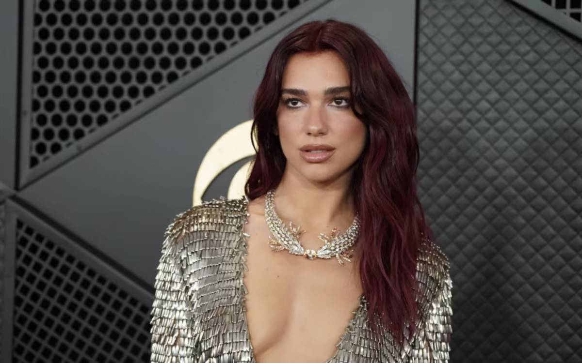 Los 30 de Dua Lipa en 30 momentos: de su origen balcánico a su vuelta a Argentina