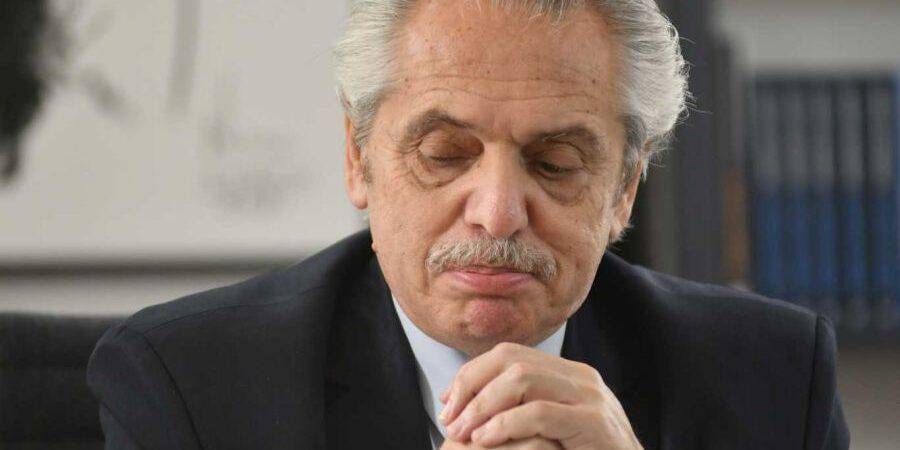 Piden que Alberto Fernández vaya a juicio por violencia de género