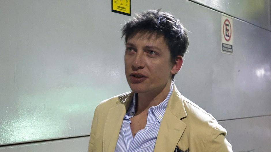 Denuncia de la UIF pone en la mira a Santiago Caputo