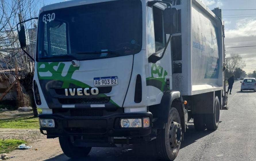 Otro camión de residuos participó de un embiste trágico en Los Hornos