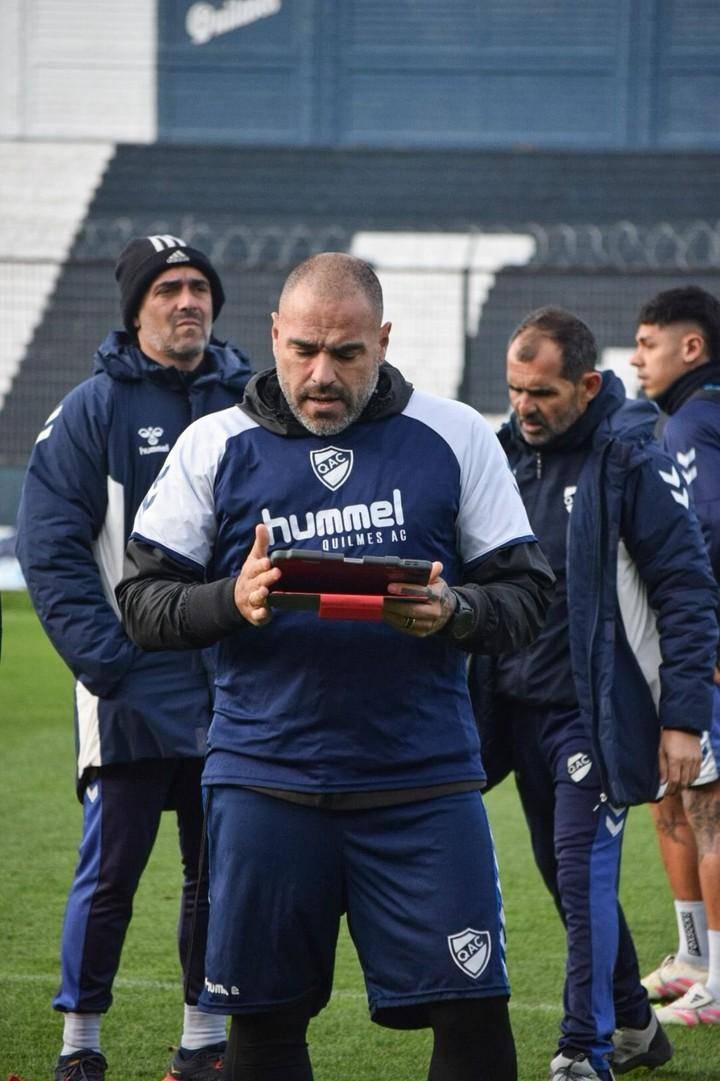 El técnico de Quilmes y el presidente, a las trompadas