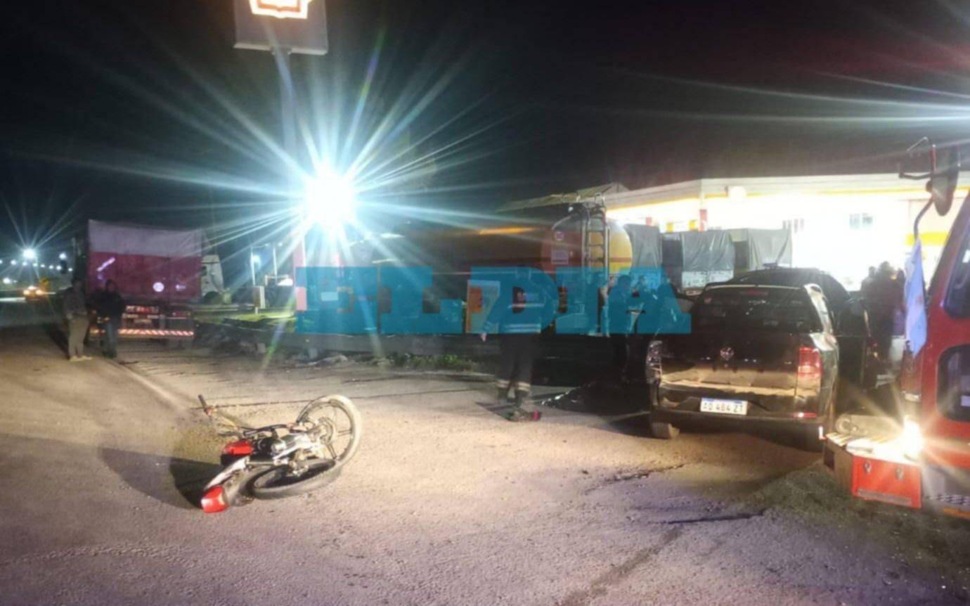 Tragedia en La Plata: un motociclista murió tras chocar con una camioneta en Ruta 2