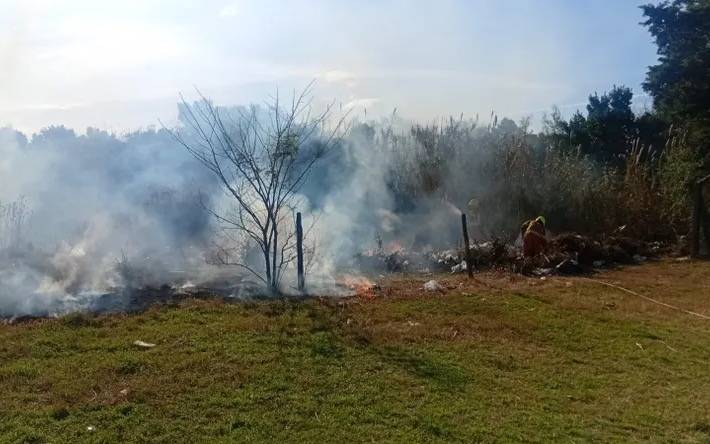 Baradero: bomberos combatieron tres incendios forestales en menos de una semana