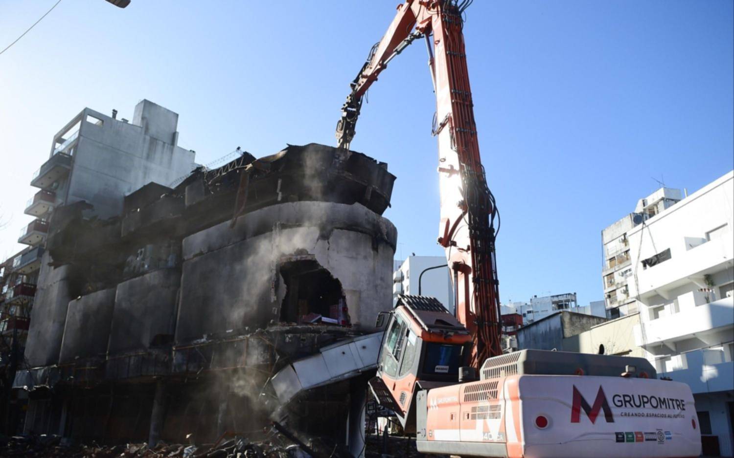 El incendio en La Plata: ¿Por qué está frenada la demolición y cuándo se reanuda?