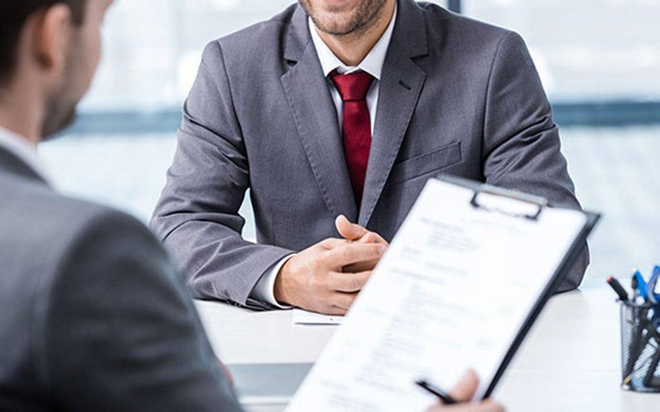 Comercios, gastronómicos y empresas, búsqueda de empleo en La Plata: mirá este listado de trabajos pedidos en la Región