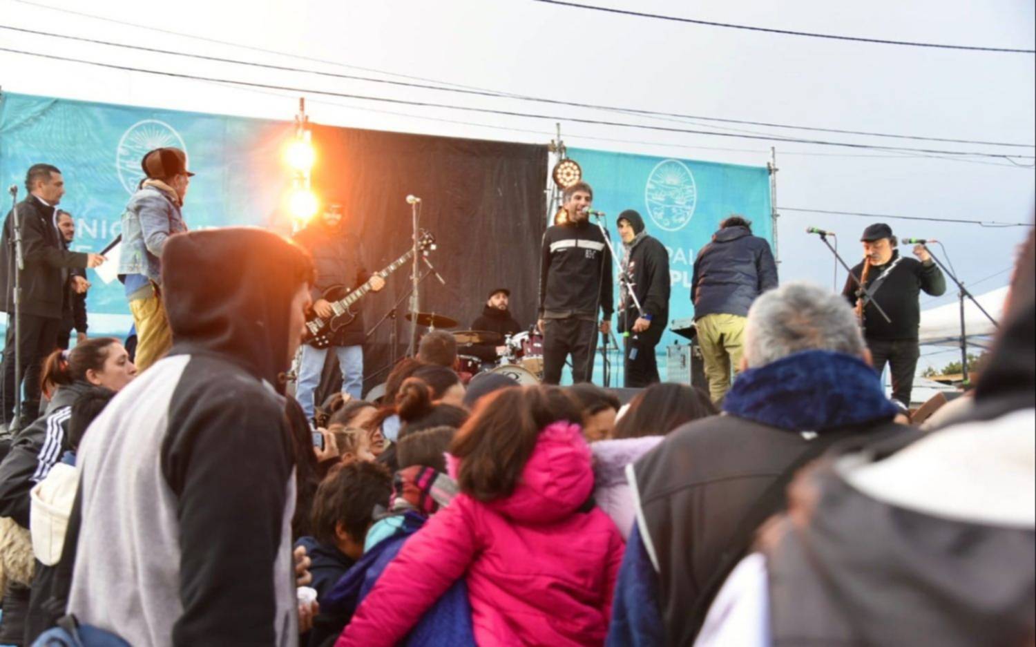 Altos de San Lorenzo celebró su 33° aniversario con fiesta, desfiles y feria