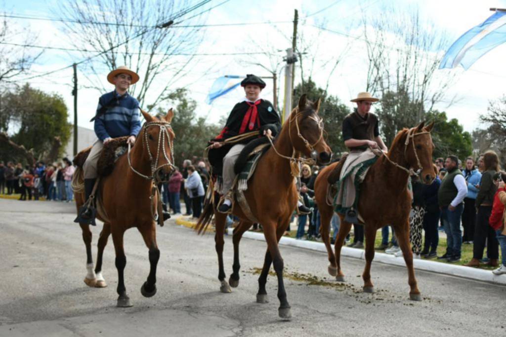 Música y tradición en el festejo de Bavio