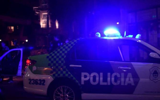 Domingo con cuatro accidentes viales y un auto volcado en Quilmes