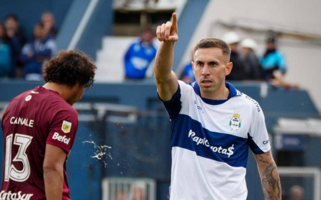 Briasco, por lesión, está más afuera que adentro