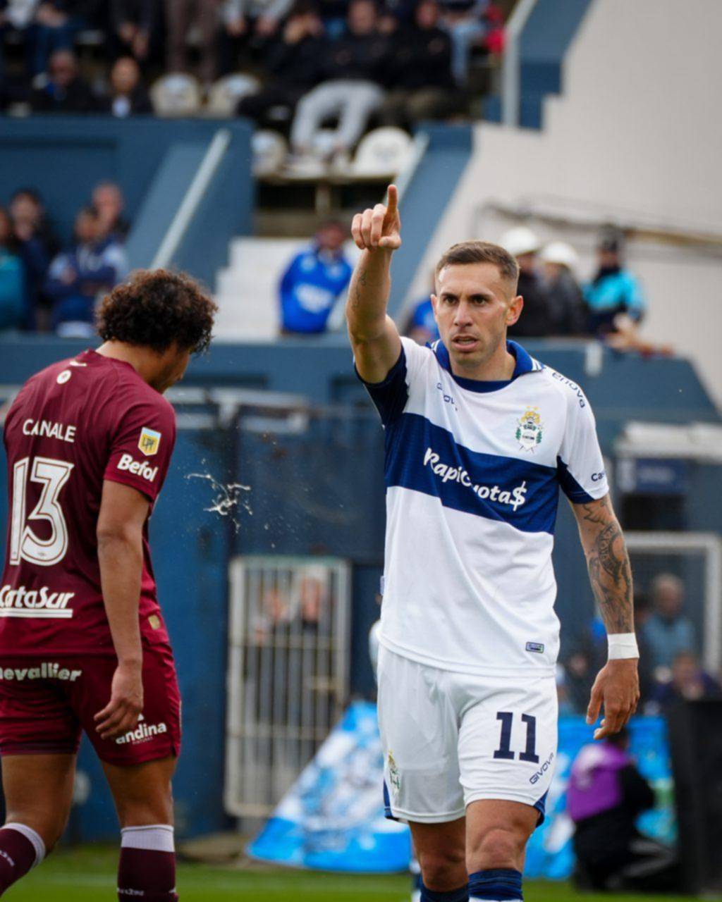 Briasco, por lesión, está más afuera que adentro