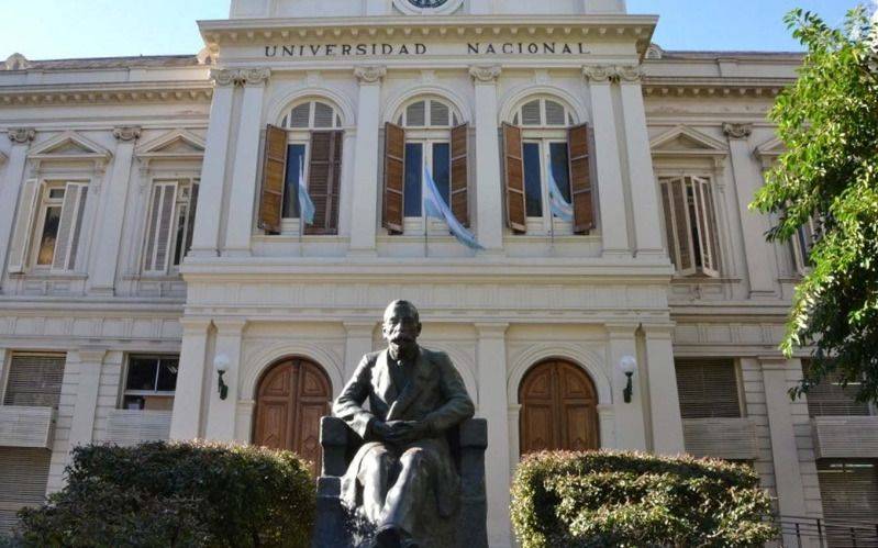 ¡A no colgarse! Se termina la inscripción al programa de ingreso a la UNLP para mayores de 25 años sin secundario