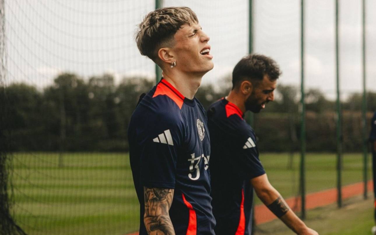 Garnacho, colgado en Manchester United, se quedó afuera de la Selección y espera un llamado de Chelsea