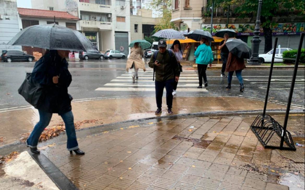 Alerta por viento fuerte en La Plata, Berisso y Ensenada: se establece Nivel de Atención del Riesgo amarillo