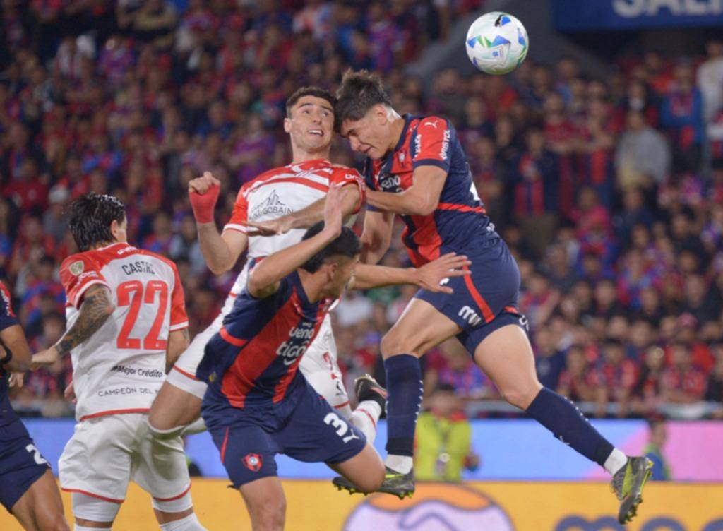Estudiantes va por el pase a cuartos de final