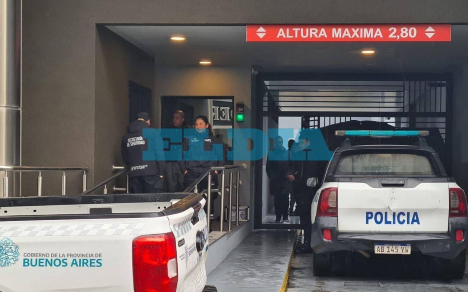 Conmoción y muerte en La Plata: un hombre cayó del 8vo piso de un edificio del Centro