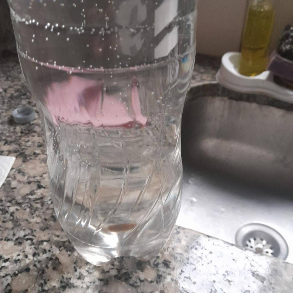 En 62 entre 28 y 29 el agua sale turbia: “Desde diciembre estamos así”