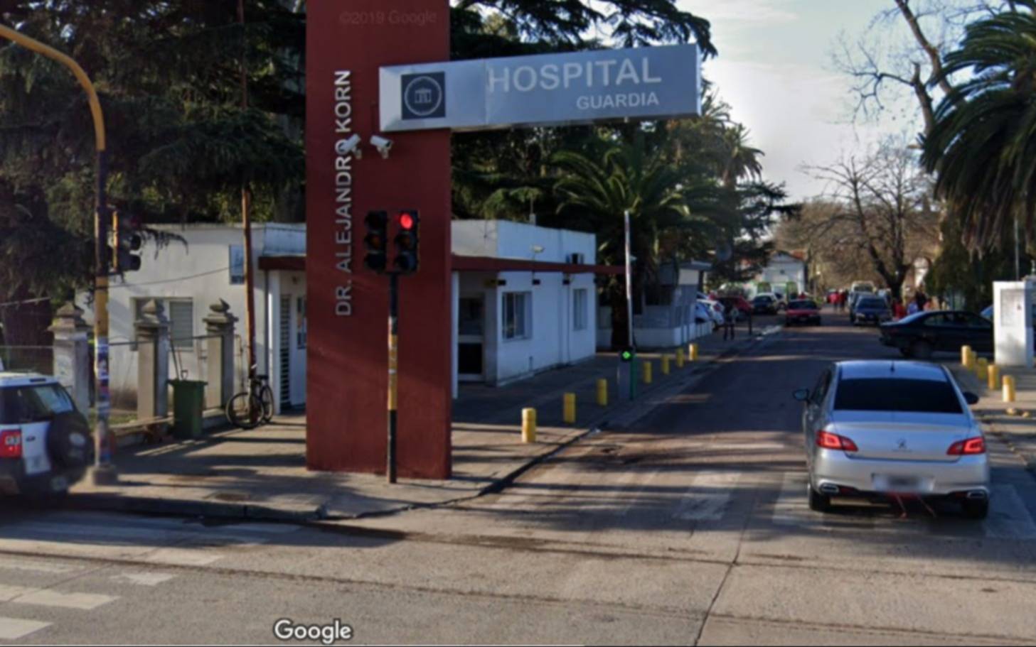 Discutió con su pareja, la baleó y escapó en La Plata