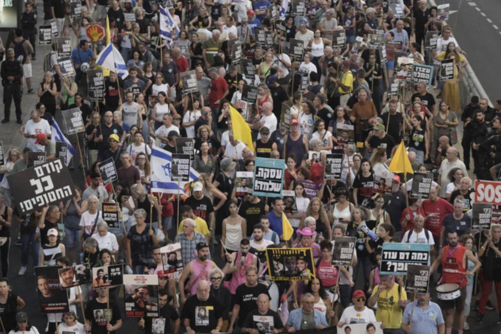 Rehenes de Hamás: Israel ordena negociar su libertad