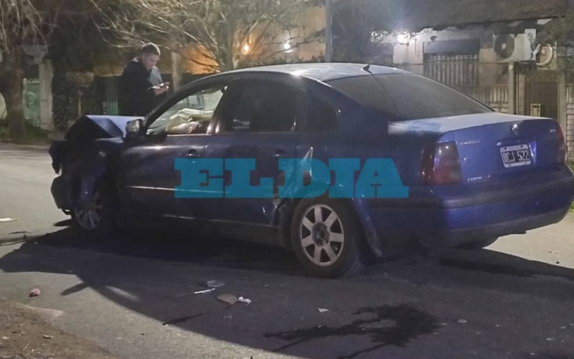 Choque, trompo y milagro en La Plata