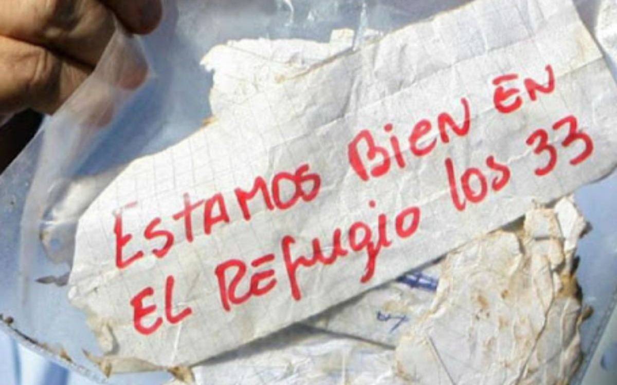 "Estamos bien los 33": hace 15 años el mundo supo que los mineros de Chile estaban vivos