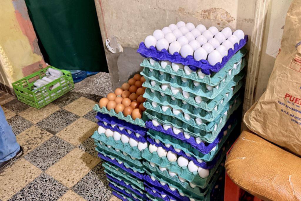 Sube el consumo pero cae el precio del maple de huevos en la Ciudad