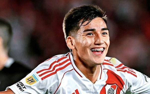 Ian Subiabre, otra “joya” de River, aparece en el radar del Barcelona