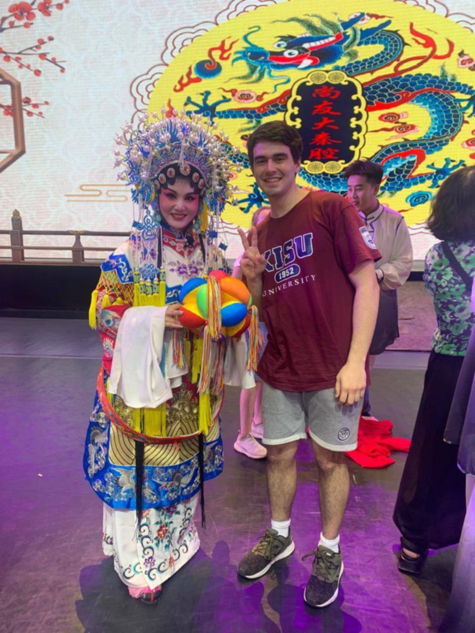 De plaza Castelli a Xi’an: vivencias de un platense en la fascinante China