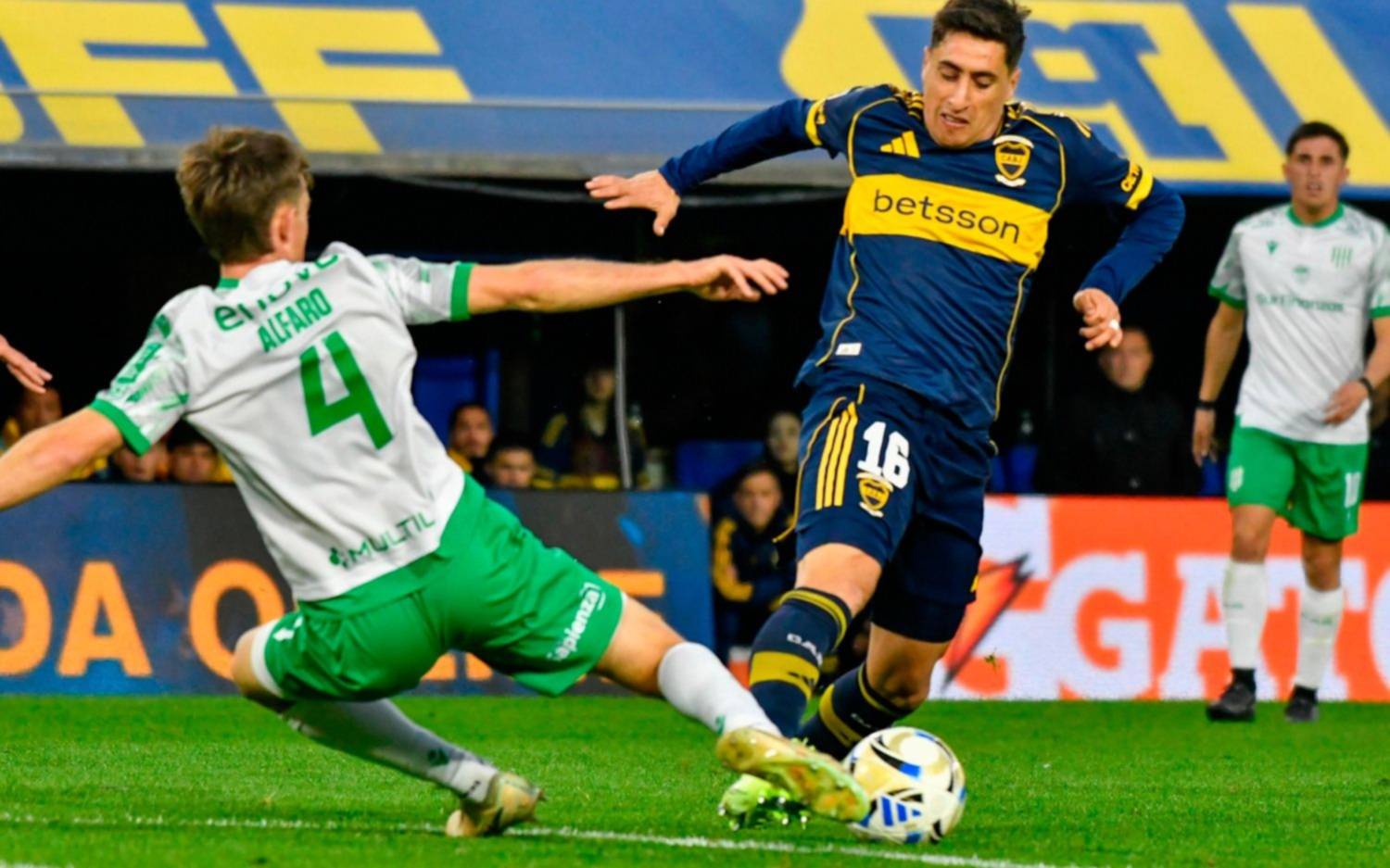 Boca vs Banfield.- Con goles de Merentiel y Cavani, el Xeneize le ganó 2 a 0 al Taladro en La Bombonera