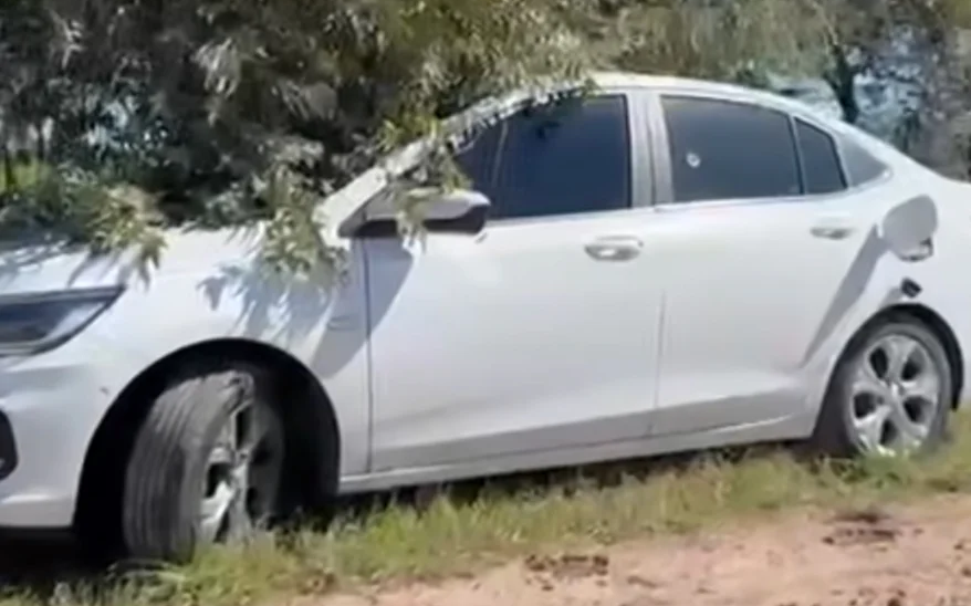 San Antonio de Areco: hallan muertos a un hombre y una mujer de un auto tiroteado