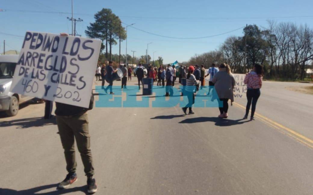Corte en Ruta 36: vecinos del oeste de La Plata piden que arreglen las calles